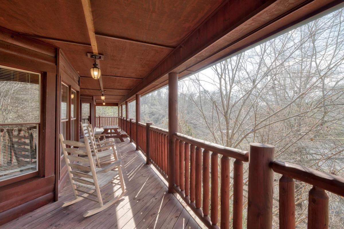 Cherokee Lodge セバービル エクステリア 写真