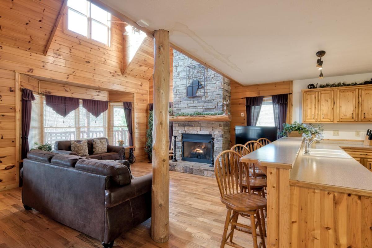 Cherokee Lodge セバービル エクステリア 写真