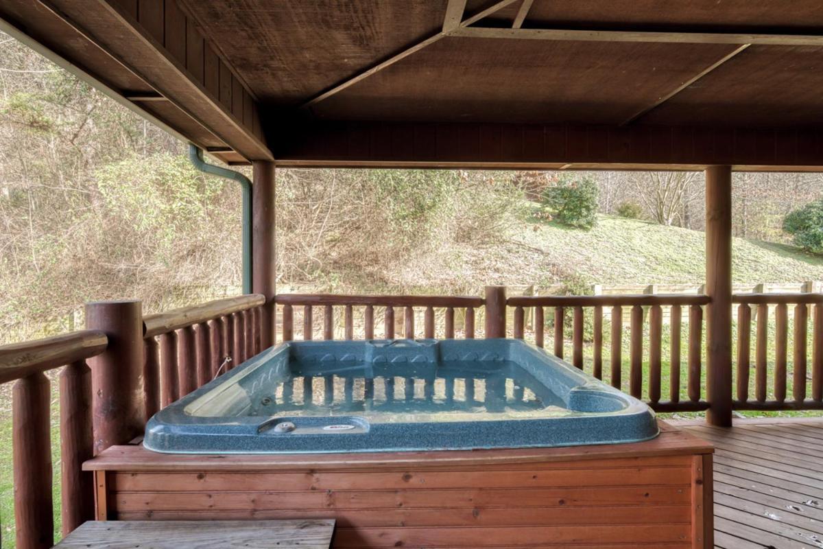 Cherokee Lodge セバービル エクステリア 写真