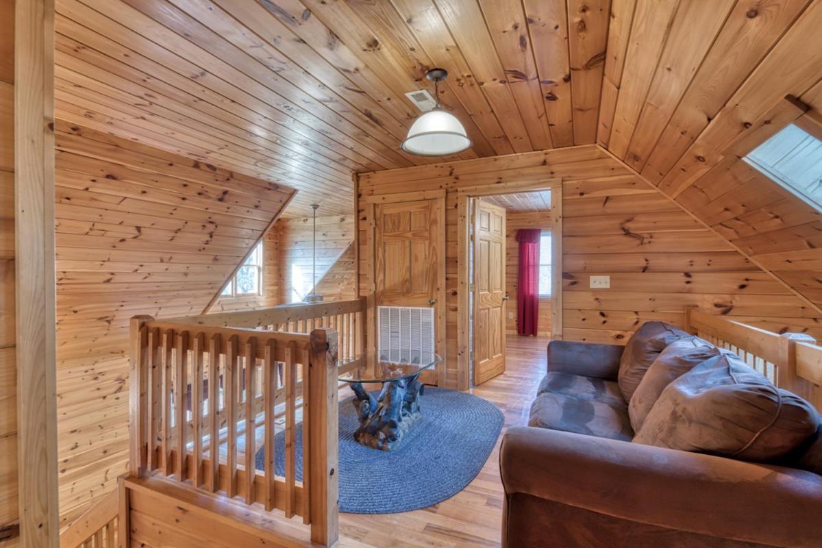 Cherokee Lodge セバービル エクステリア 写真