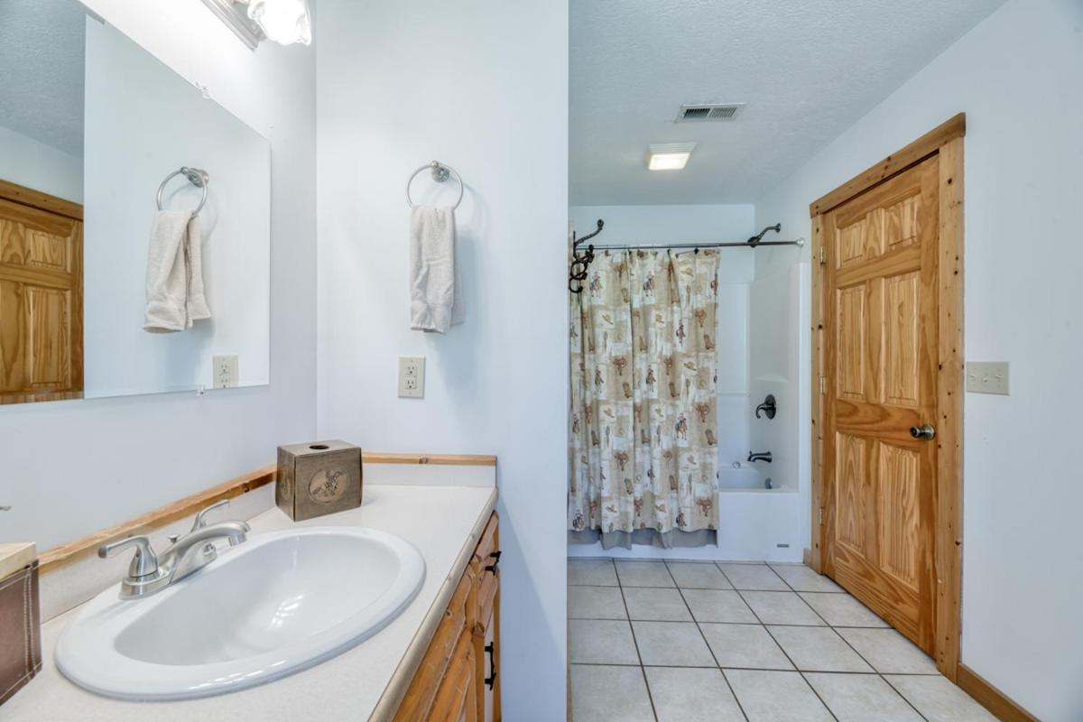 Cherokee Lodge セバービル エクステリア 写真